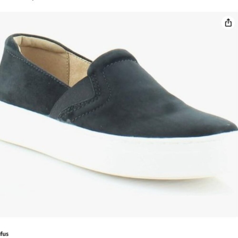 Naturalizer Women's Carly 3 Sneaker, Black Suede, size 6.5